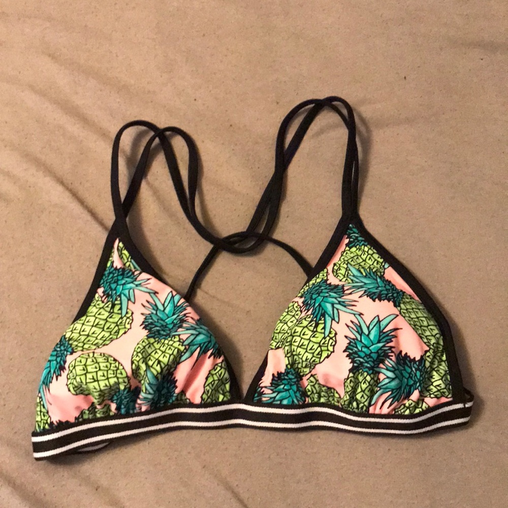 Bikini top